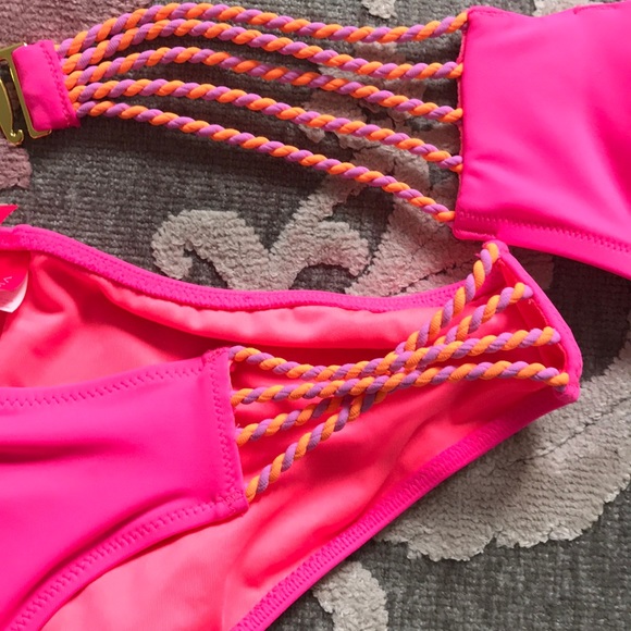 Victoria’s Secret bathing suit - Picture 3 of 10